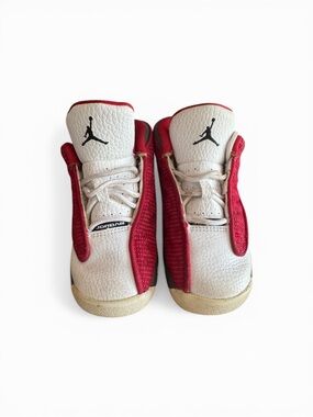 Air Jordan 13 Retro Toddler
Sneakers Red White Grey Size 8C